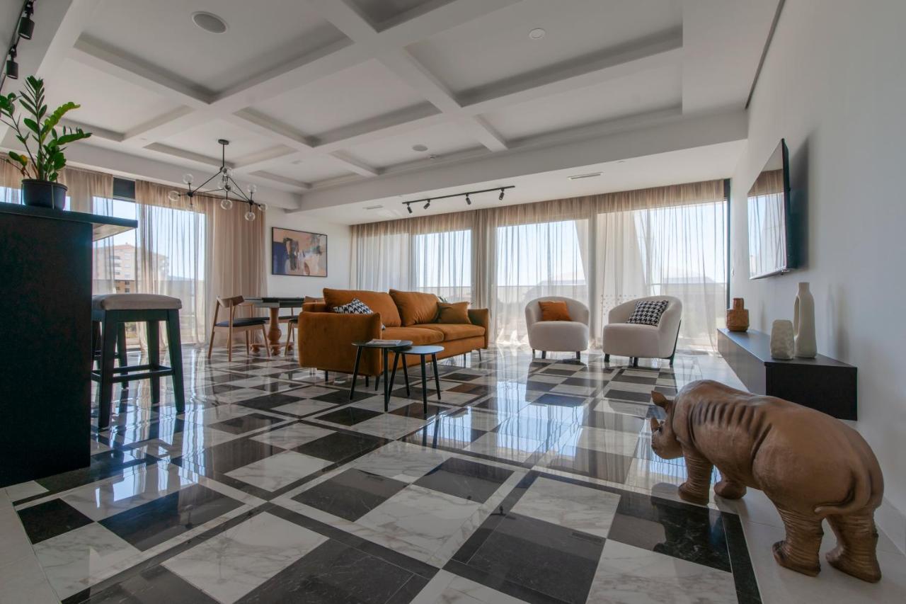 Soho Suites بار المظهر الخارجي الصورة